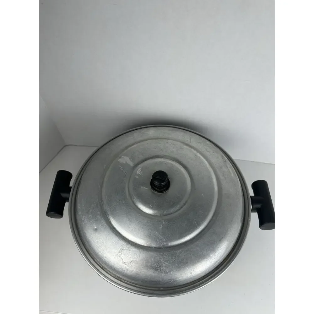 VTG Regal Ware Stock Pot w/Lid Cast Aluminum Lid Retro Kitchen Ware